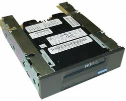IBM / Seagate Scorpion 40 STD2401LW-S 20/40GB DDS-4 DAT Tape Drive