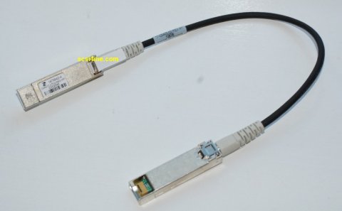 HP 17-05405-03 12-inch Fibre Channel Cable with attached 4GB SFP transceiver.