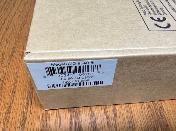 Broadcom MegaRAID 9540-8i PCIe Gen 4.0 Tri-Mode 12Gb/s SAS/SATA/PCIe (NVMe) RAID Controller